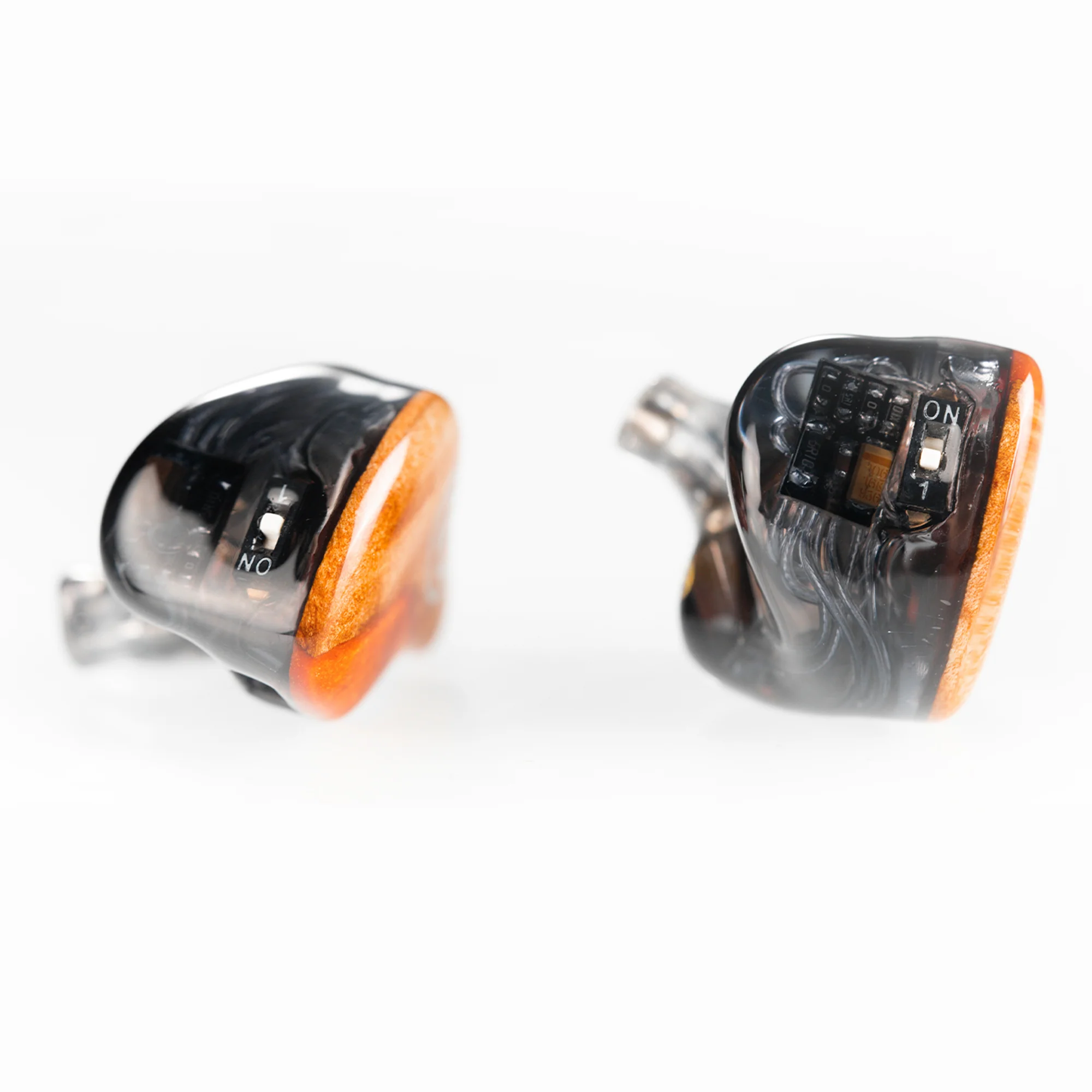 DUNU Studio SA6 MK2 In-Ear Earphones - GreshamTech