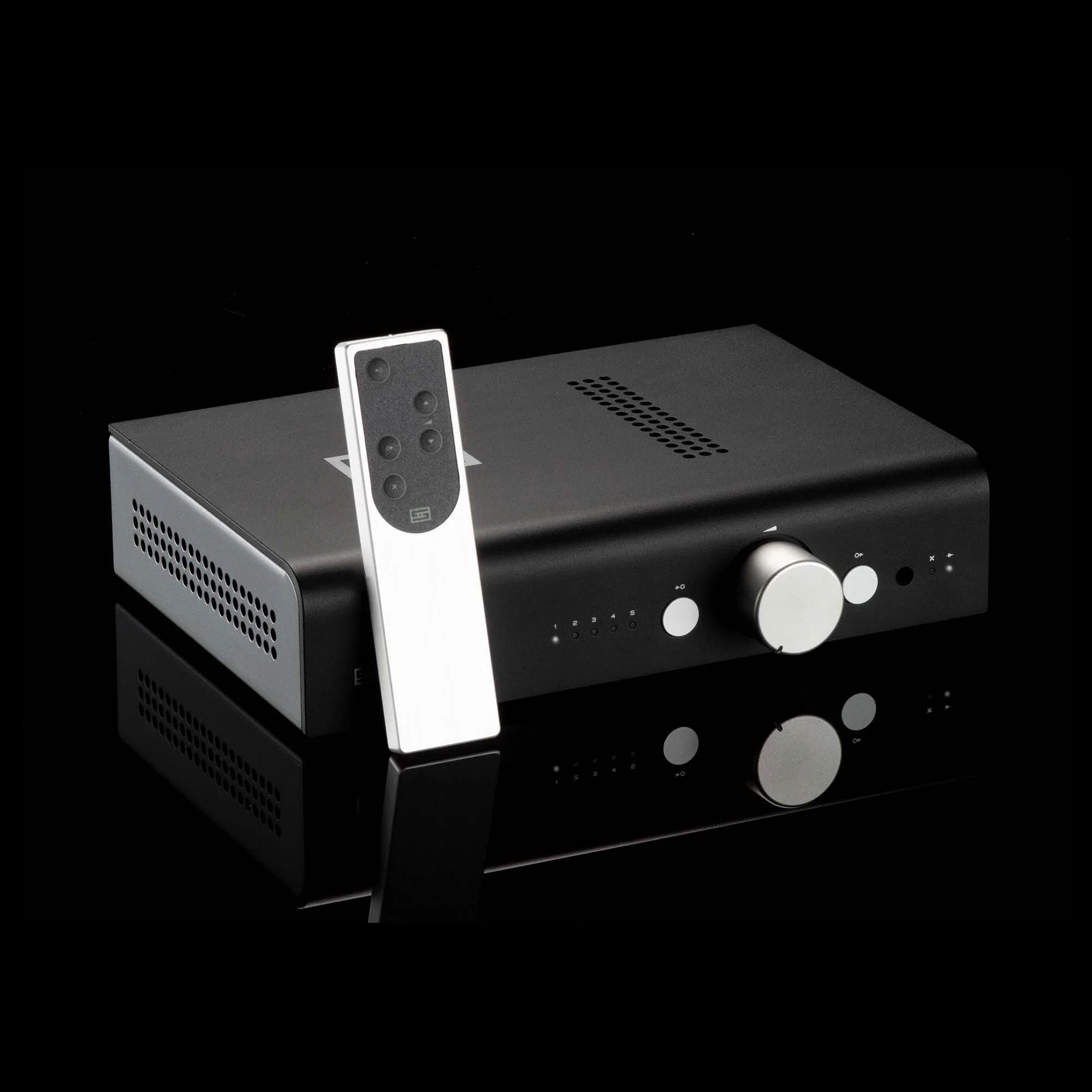 Schiit Audio Saga S Stereo Pre-Amplifier - GreshamTech