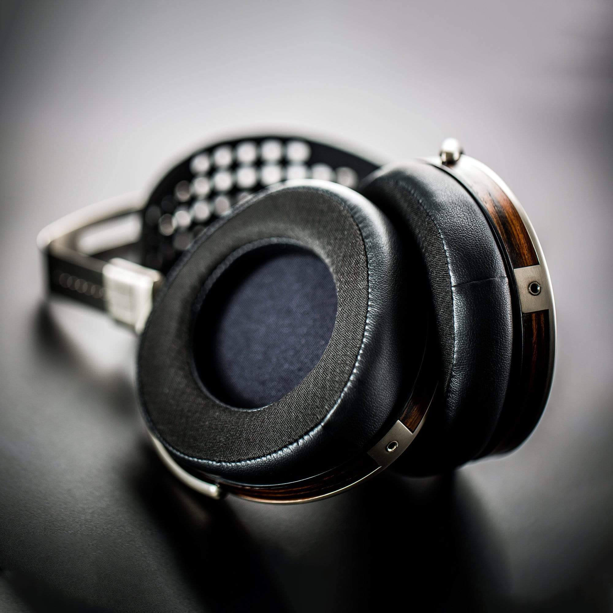 HIFIMAN SUSVARA Planar Magnetic Headphones - GreshamTech