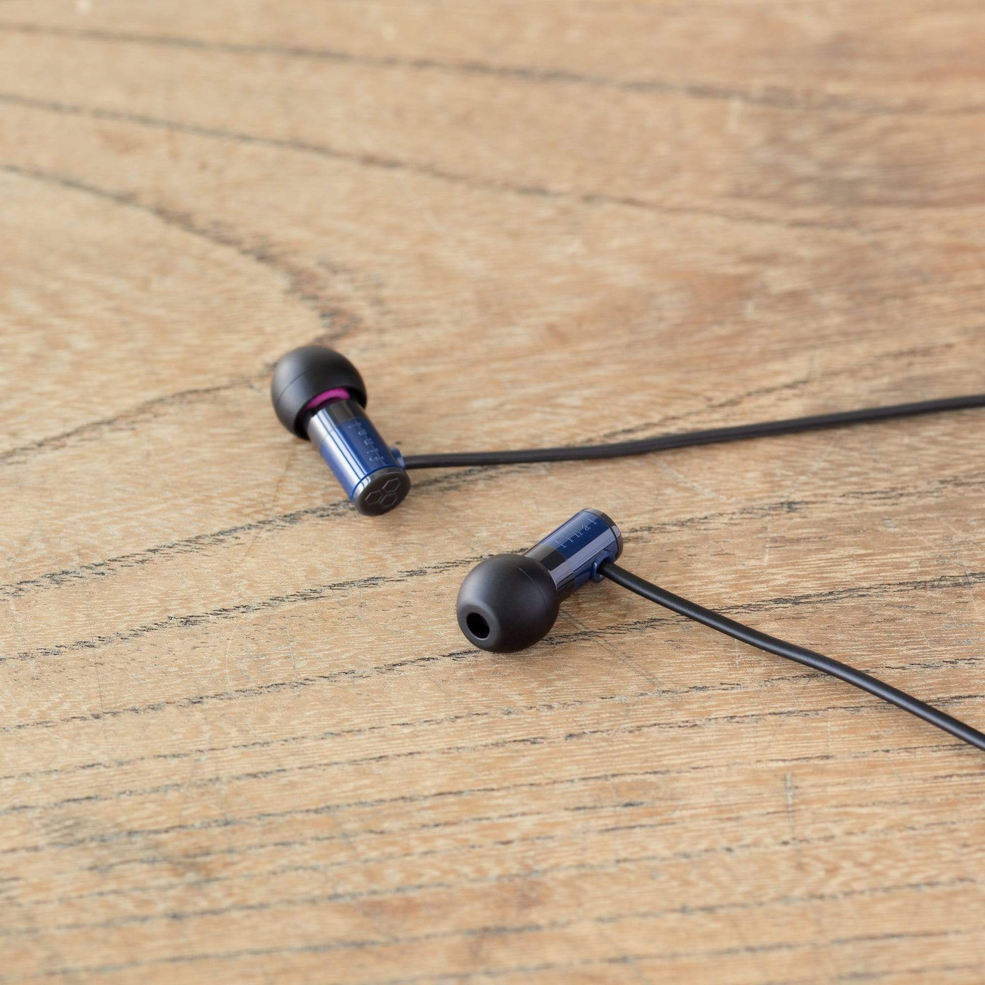 Final Audio E1000 In Ear Headphone - GreshamTech