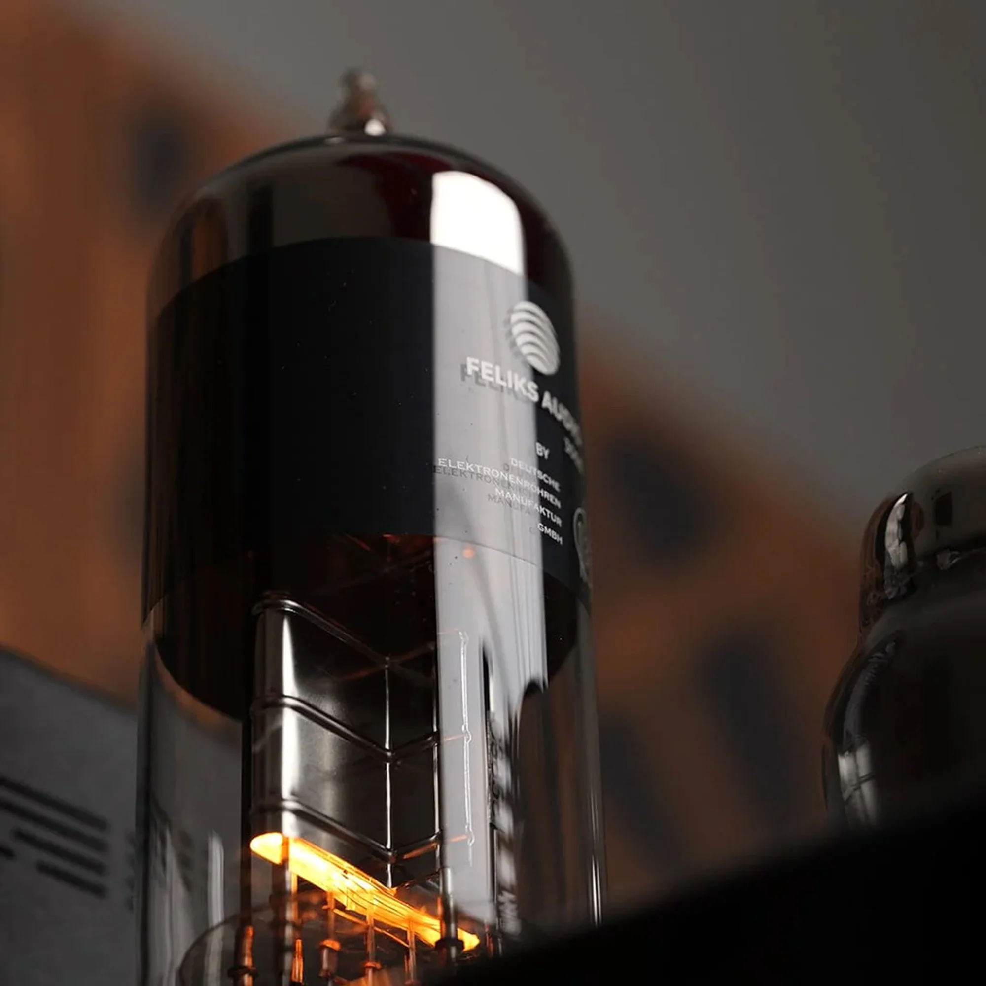 Feliks Audio Envy 25th Anniversary Tube Amplifier (Limited Special Edition) - GreshamTech