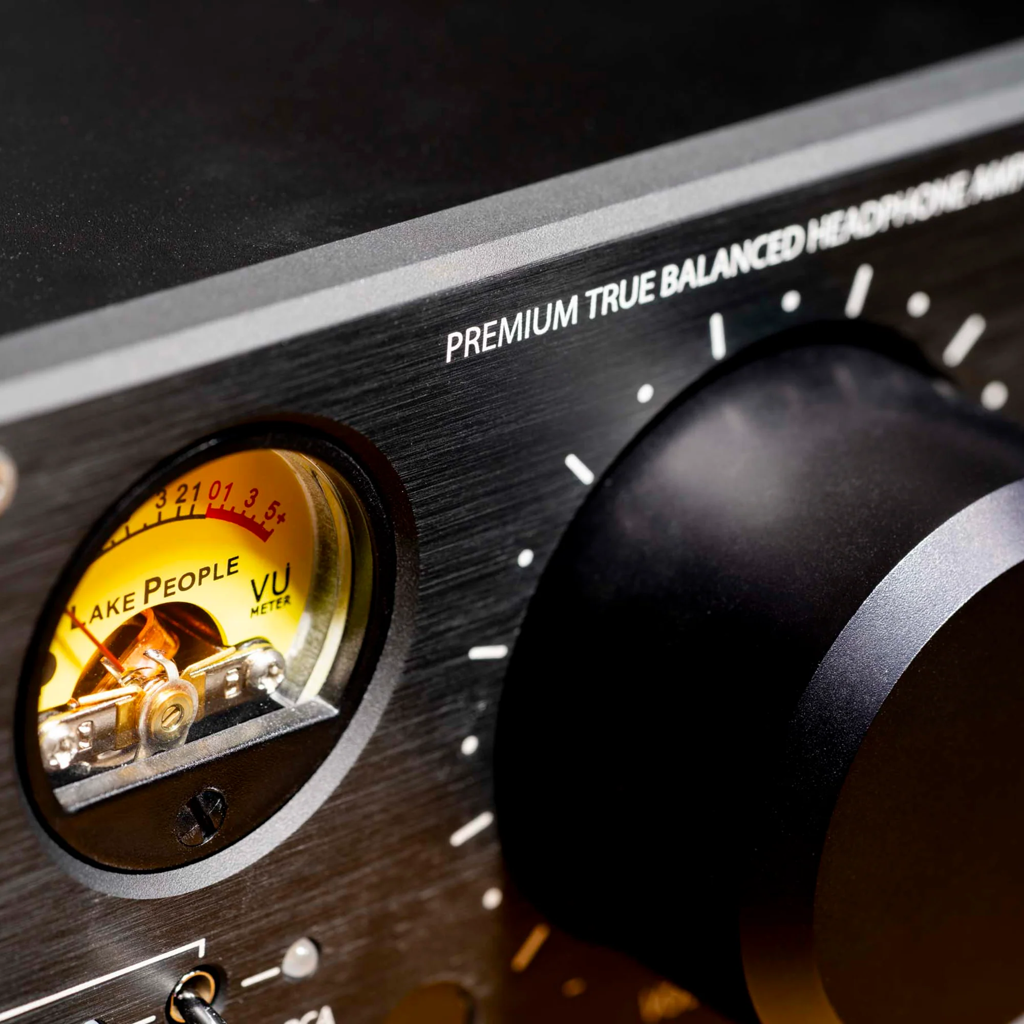 Violectric HPA V324 Desktop Headphone Amplifier - GreshamTech