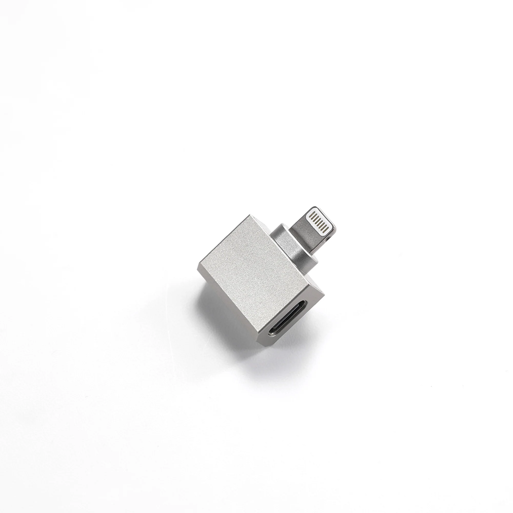 ddHiFi TC28i M2 Lightning to USB-C OTG Adapter - GreshamTech