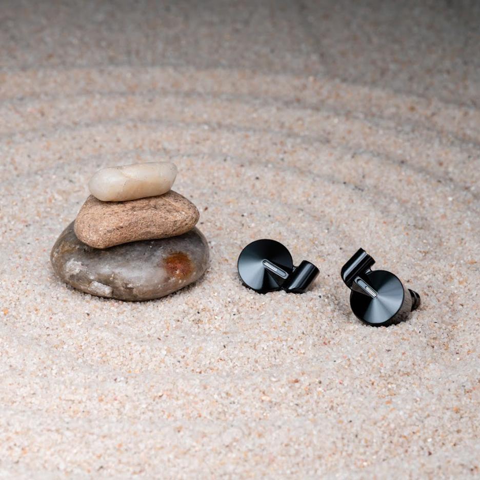 DUNU ZEN Dynamic In-Ear Earphones - GreshamTech