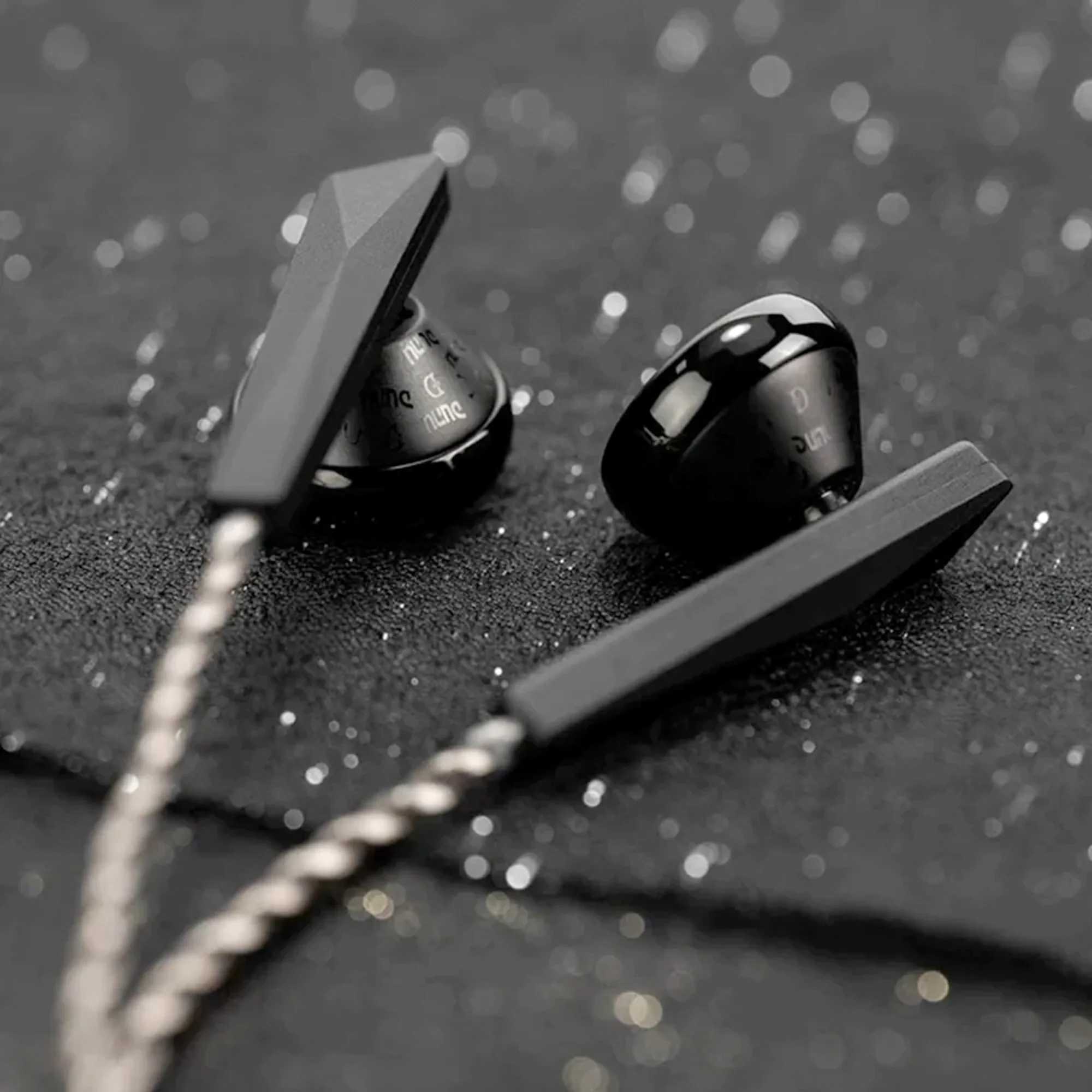 DUNU Alpha 3 In-Ear Earphones - GreshamTech