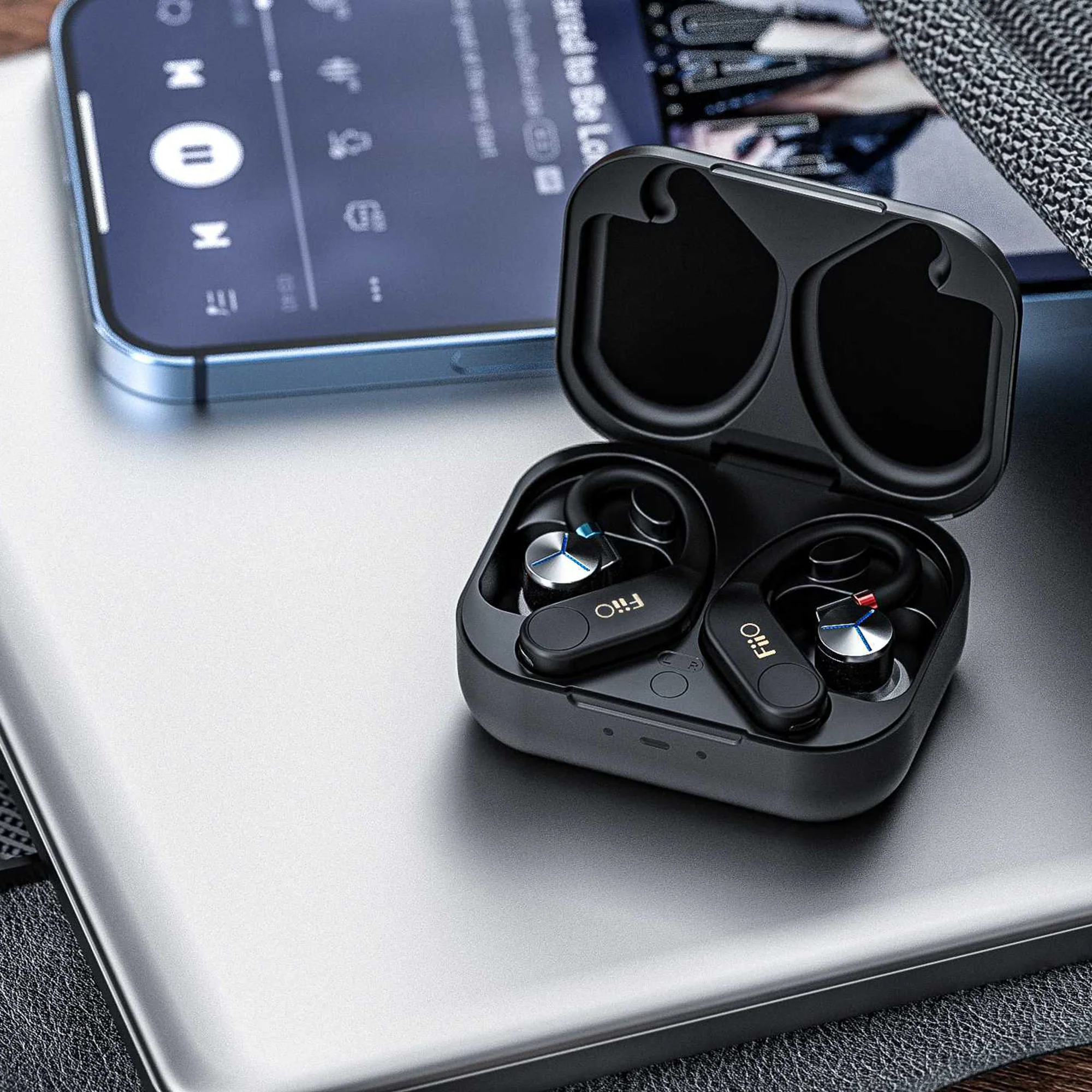 FiiO UTWS5 2025 Bluetooth Headphone Amplifier - GreshamTech