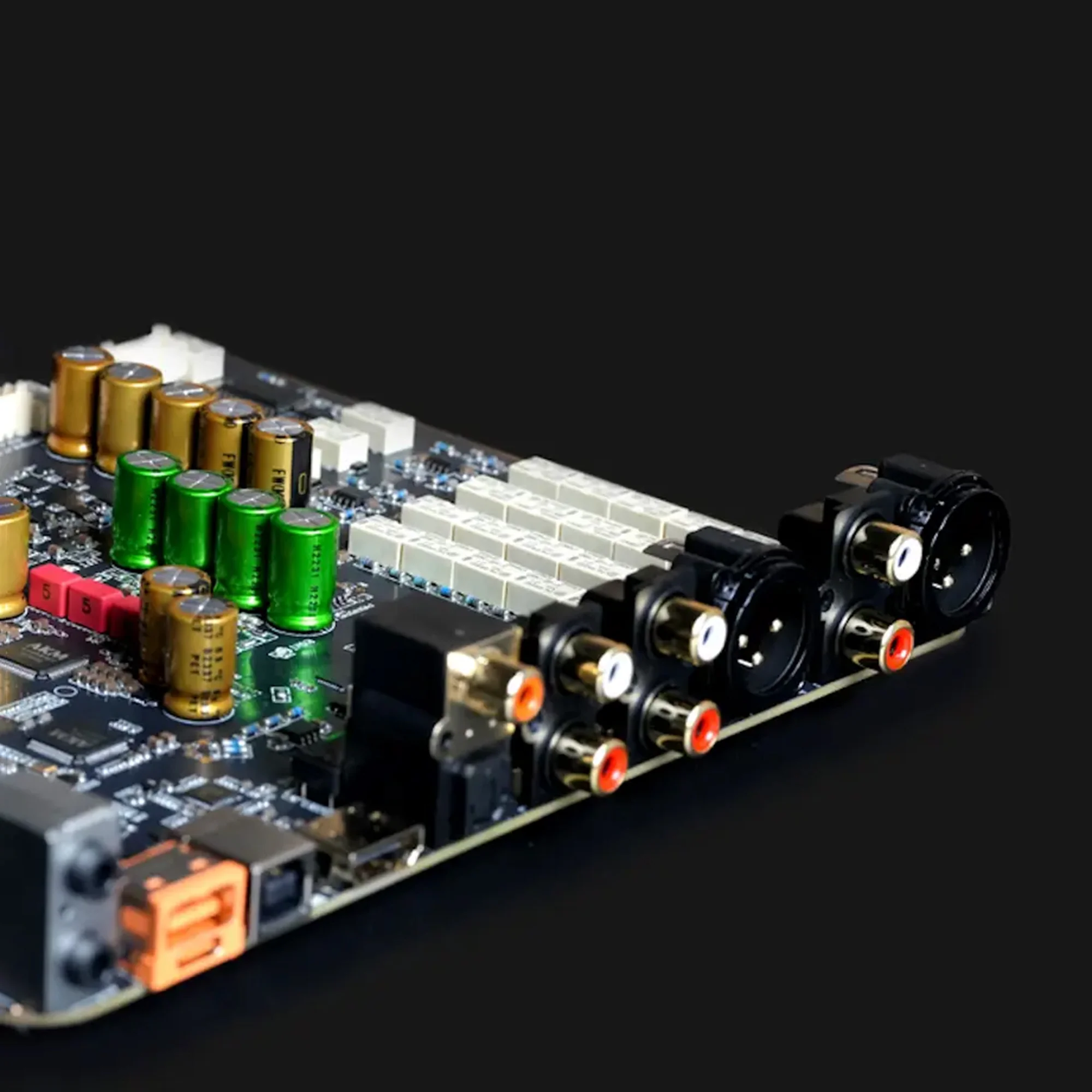 Luxsin X9 Desktop DAC, Headphone Amplifier & preAMP - GreshamTech