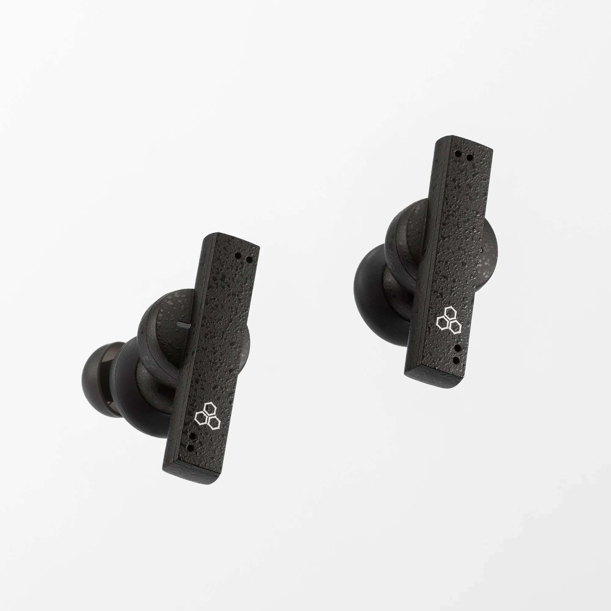 Final ZE8000 Noise-Cancelling True Wireless Earphones - GreshamTech