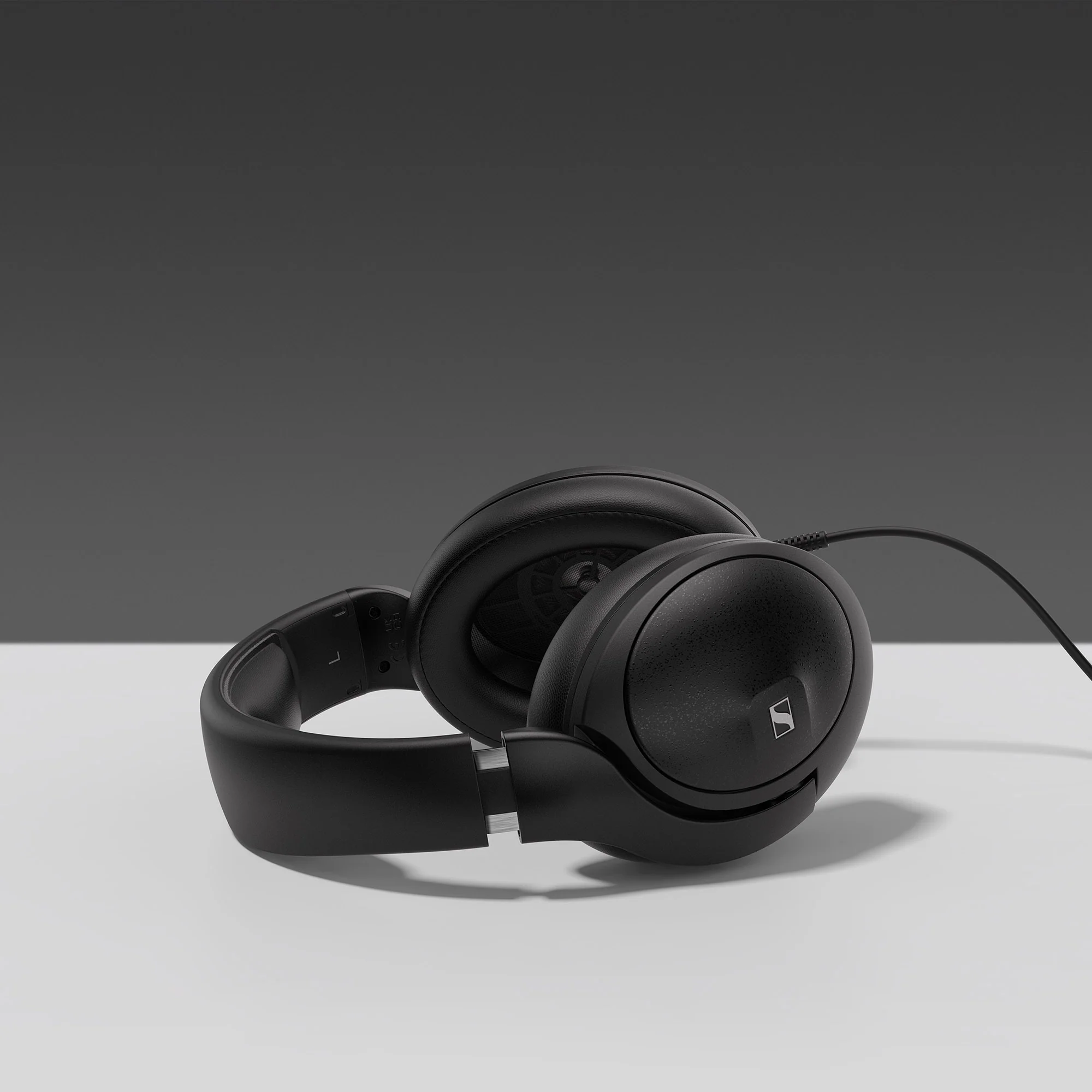 Sennheiser HD 620S Closed Back Headphones - GreshamTech