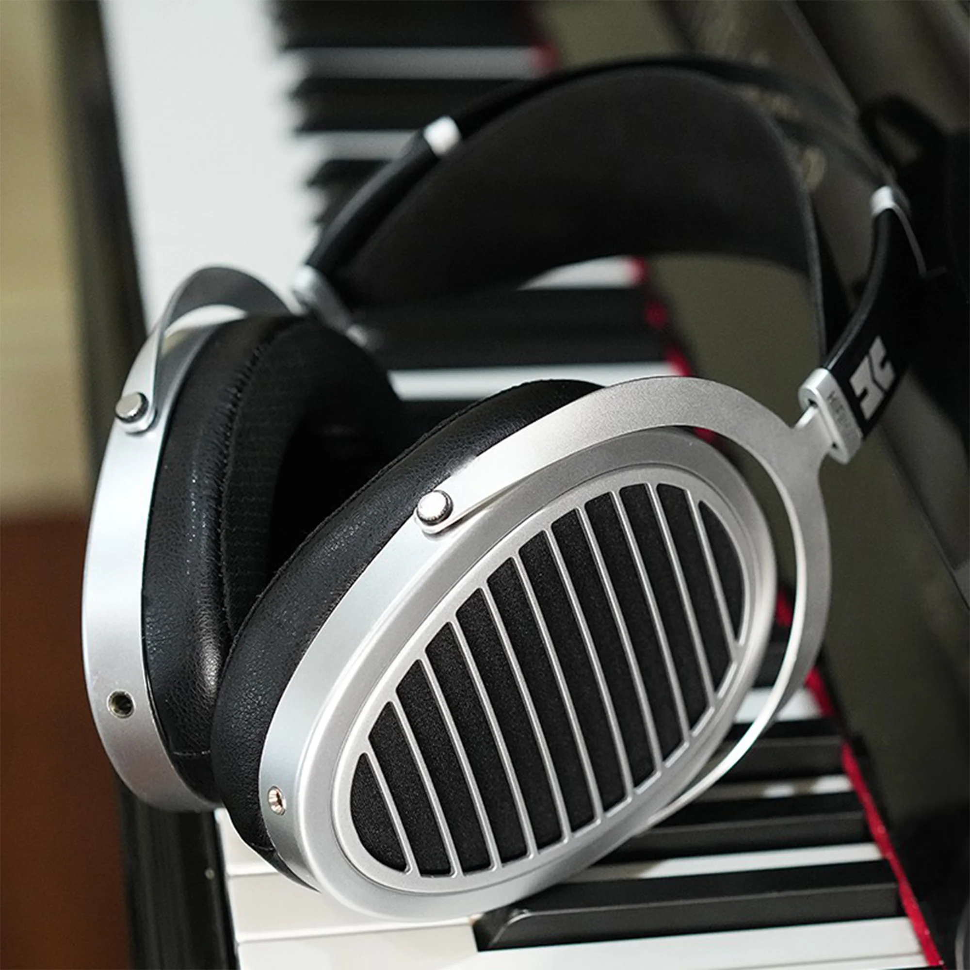 HIFIMAN ANANDA Nano Planar Magnetic Headphones - GreshamTech
