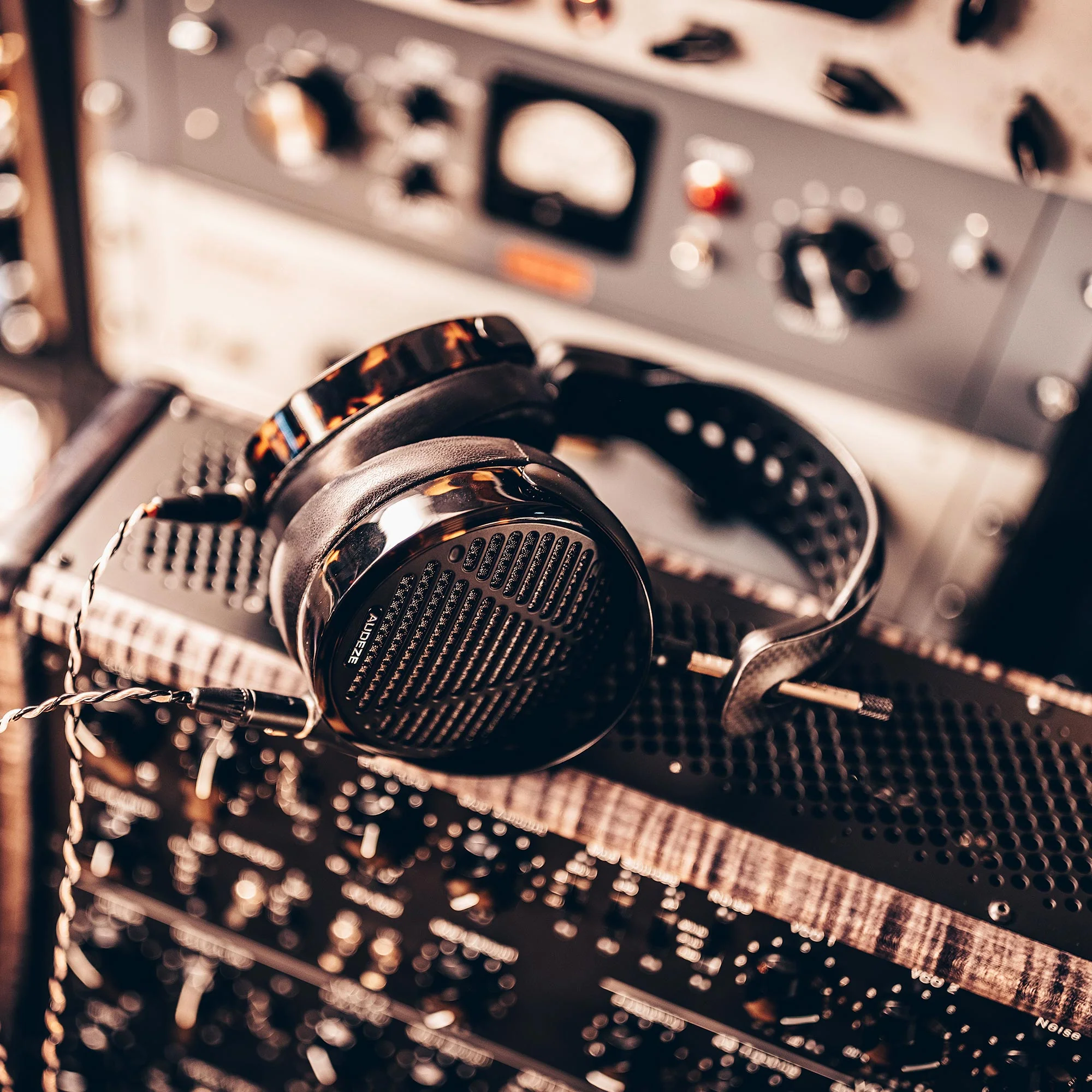 Audeze LCD-5 Reference Planar Magnetic Open Back Headphones - GreshamTech