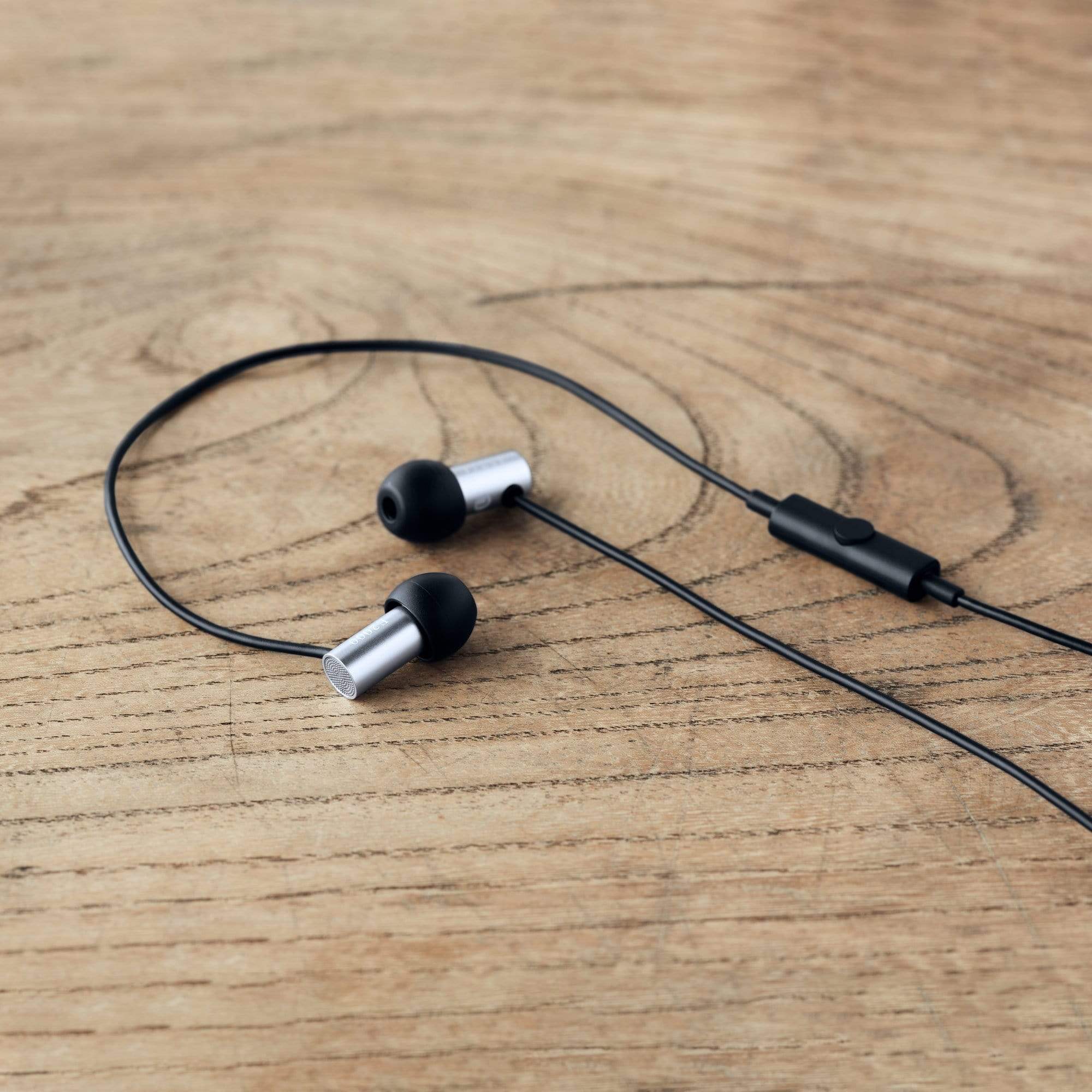 Final Audio E2000 In Ear Headphone - GreshamTech