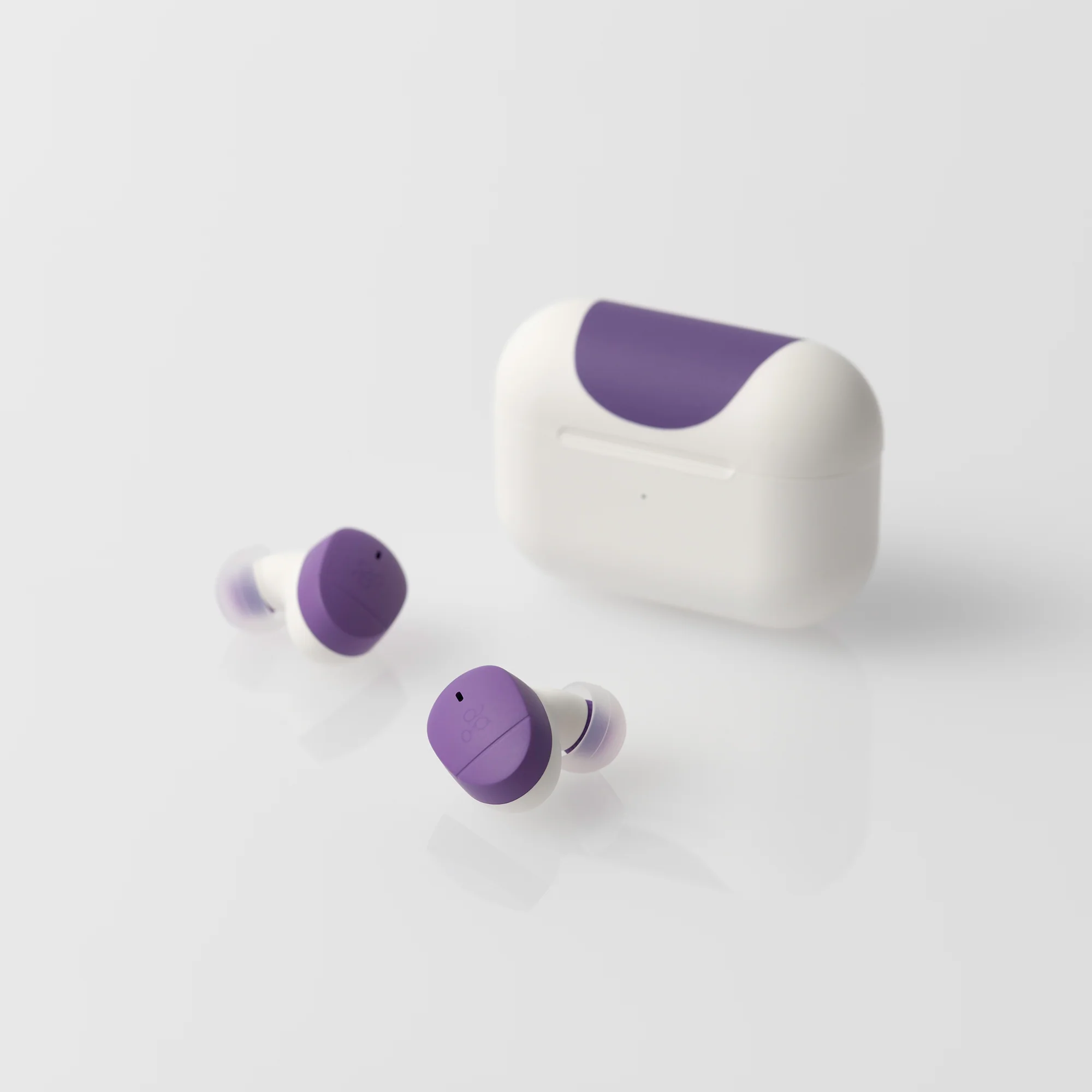 ag FRIEZA Special Edition True Wireless Earphones - GreshamTech