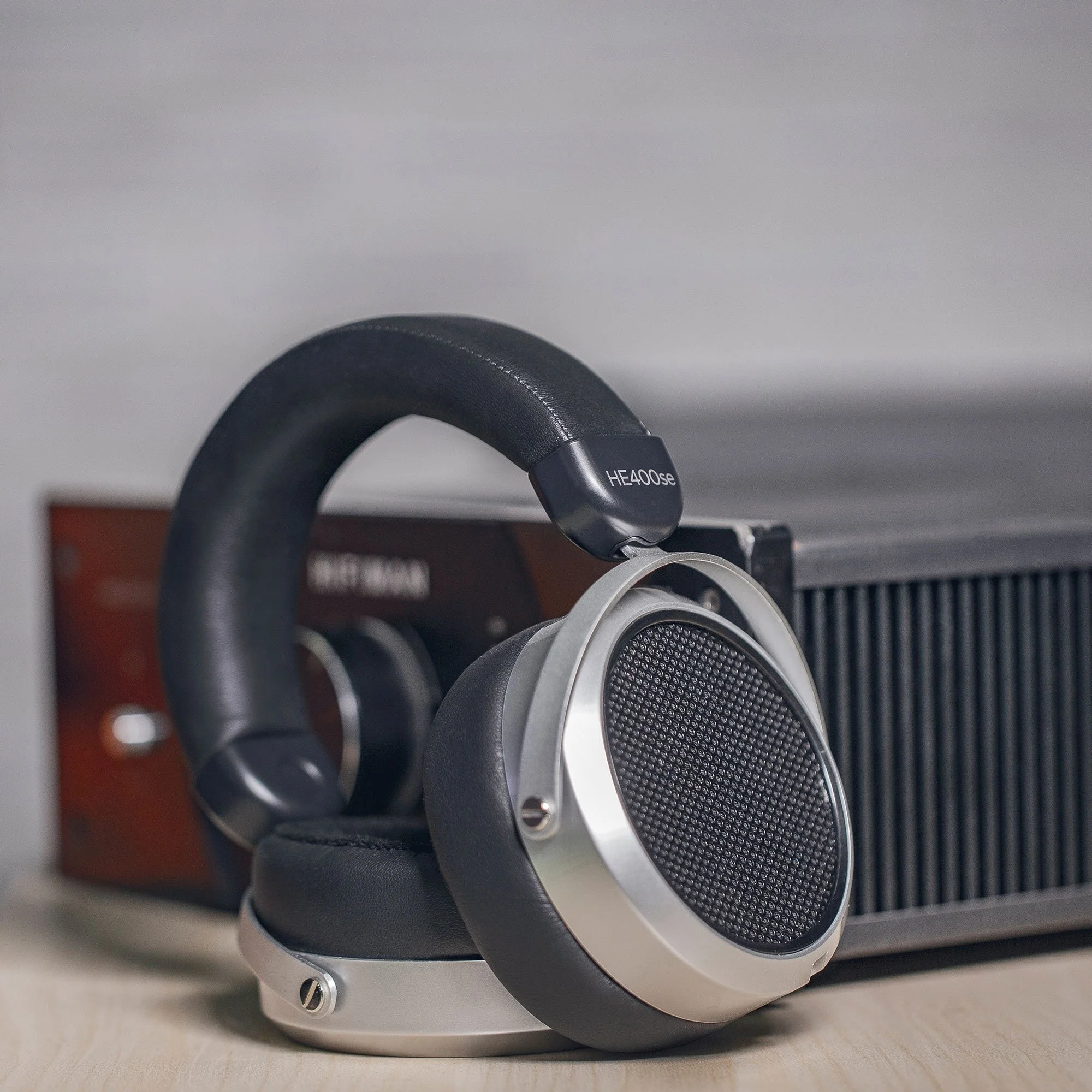 HIFIMAN HE-400SE V2 Planar Magnetic Headphones - GreshamTech