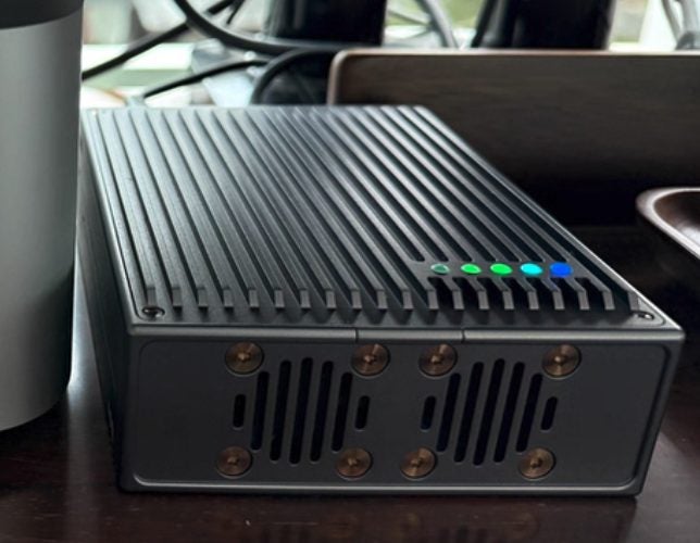 WERO Thunderbolt 5 TB5 nvmex4 SSD Enclosure USB5 / USB4 80Gbp/s Brand New - GreshamTech