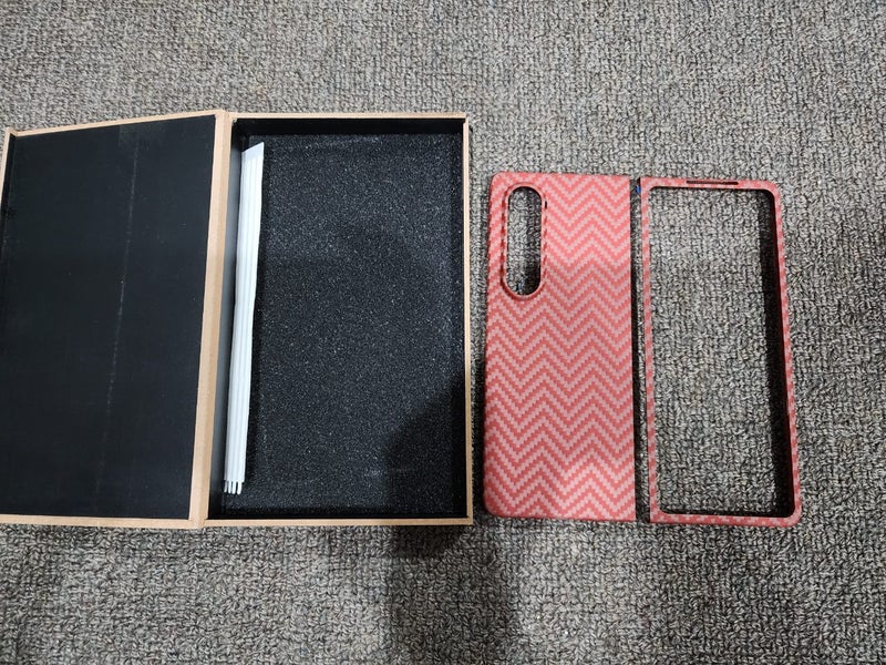 Samsung Fold 5 Fold5 Case Real Carbon Fiber used 9/10 condition (0761) - GreshamTech