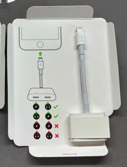 Belkin Lightning x 2 Audio + Charge extension Adapter Brand New - GreshamTech