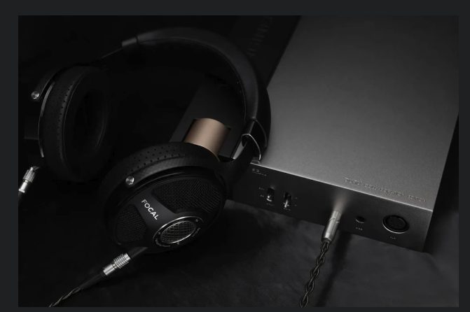 DUNU v53 | Desktop Headphone Amplifier (no DAC function) Brand New - GreshamTech