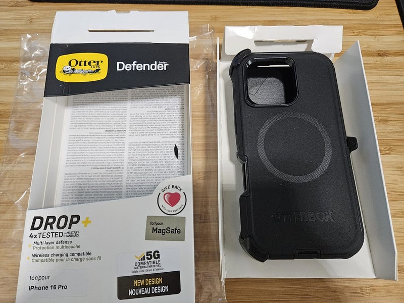 iPhone 16 Pro / 16Pro otterbox Defender Magsafe Case (0749) - GreshamTech
