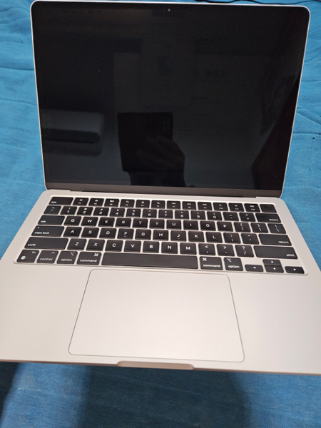 Macbook Air 13.6 2022 M2 8GB+256GB PING ( A2681 , no windows ) - GreshamTech
