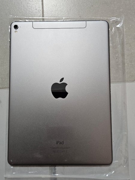 iPad Pro 9.7 128GB (A1674/ 2016 9.7inch) software bypassed 0661 - GreshamTech