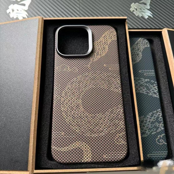 iPhone 16 Pro Max / 16Pro / 15 Pro Max / 15 Pro Case Real Carbon Fiber Magsafe - GreshamTech