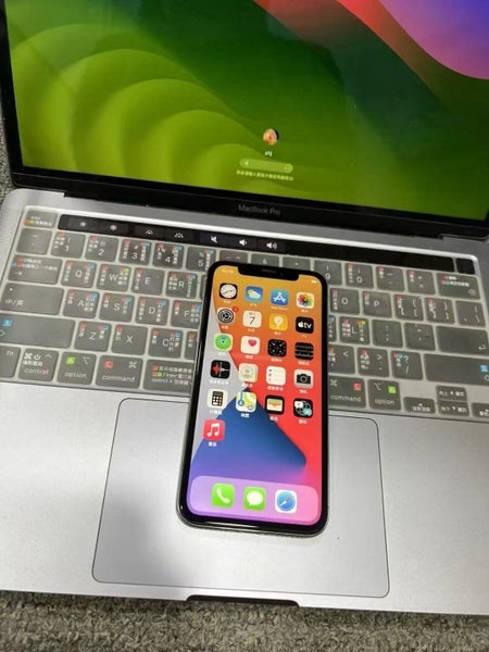 iPhone X 256GB Single Sim 4G unlocked Good condition - GreshamTech