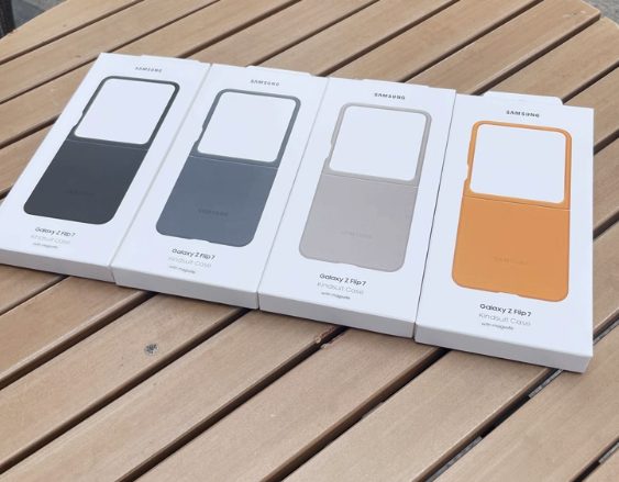 Samsung Galaxy Flip7 / Flip 7 synthetic leather Case Brand New - GreshamTech