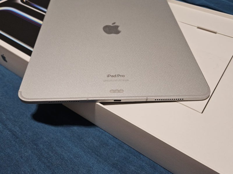 Apple iPad Pro 13 inch M4 256GB / 512GB / 1TB 2024 Cellular (ex- demo) A2926 New - GreshamTech