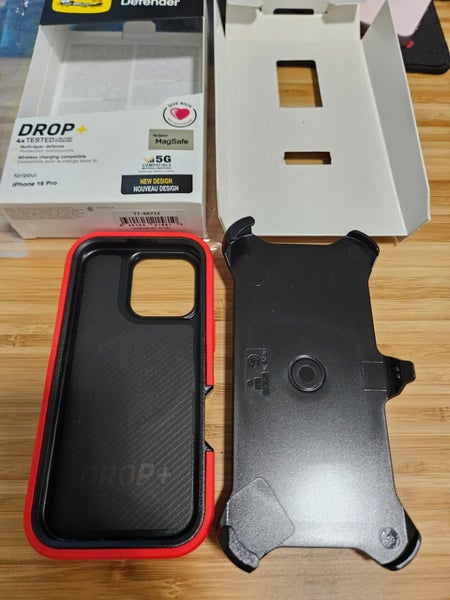 iPhone 16 Pro / 16Pro otterbox Defender Magsafe Case (0753) - GreshamTech