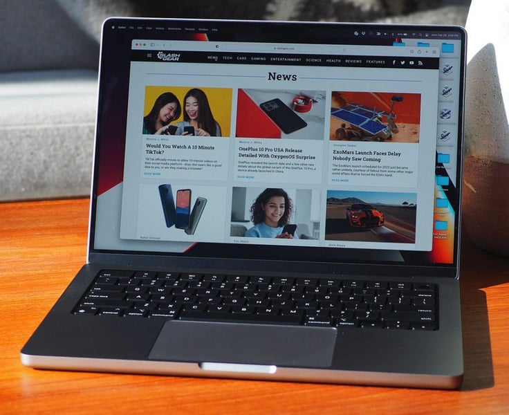 Macbook Pro 14 2023 M3 Max 128GB+8TB Like New PING ( A2992 , mini LED Display ) - GreshamTech