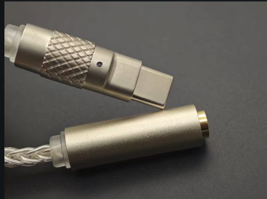 Apple / Android Hi-Fi USB-C to 3.5mm Headphone Jack Adapter CX31993 DAC New - GreshamTech