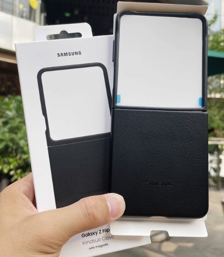 Samsung Galaxy Flip7 / Flip 7 synthetic leather Case Brand New - GreshamTech