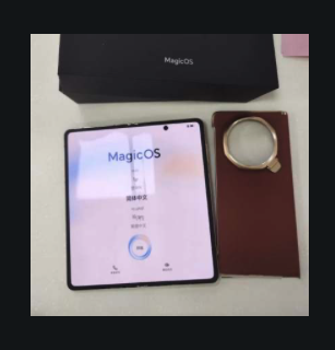 Foldable Device - GreshamTech