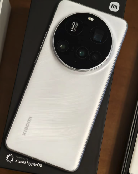 Xiaomi 15 Ultra 16+512GB Qualcomm Snapdragon 8 Elite Like New ex-demo - GreshamTech