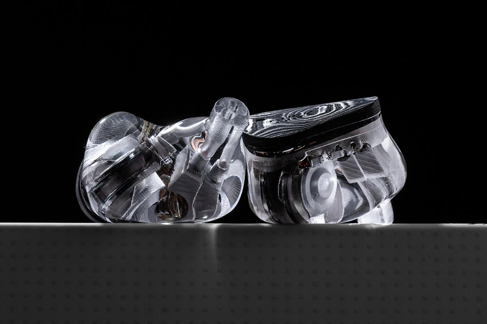 MOONDROP x Crinacle DUSK 2DD+2BA+2Planar In-ear Headphone - GreshamTech