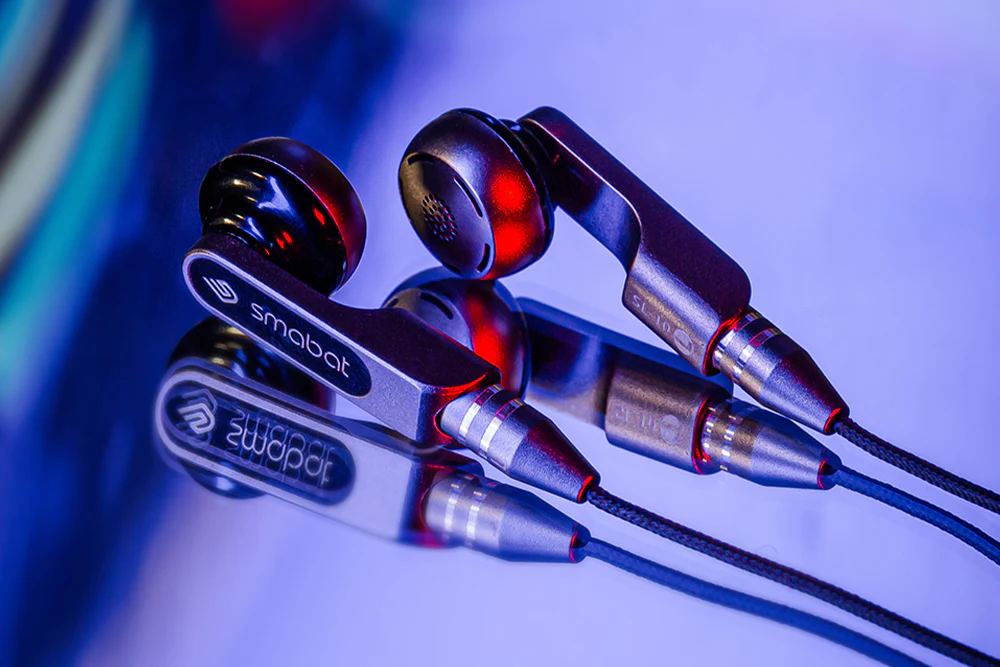 SMABAT SL10 Dual Dynamic Driver Earbud - GreshamTech