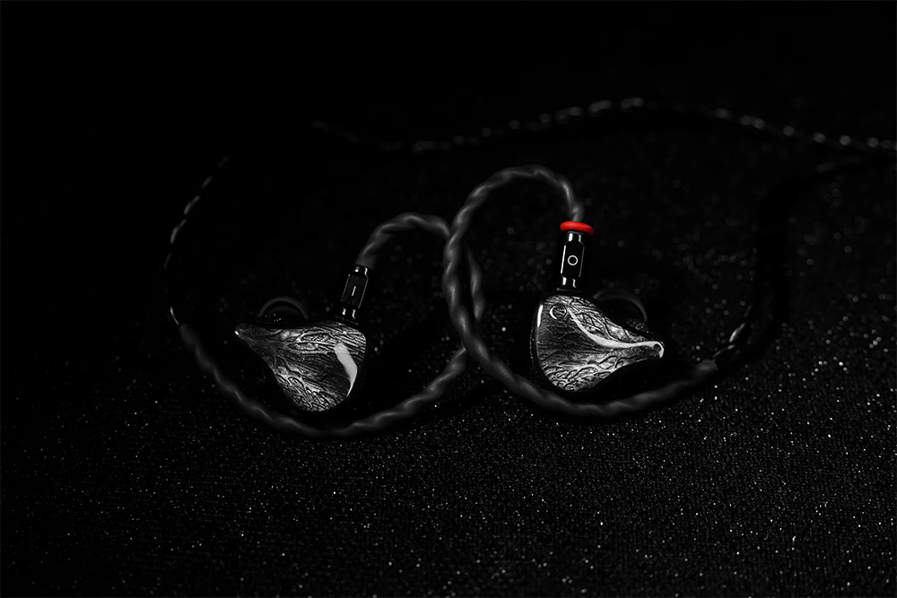 IOAUDIO SOGNO 2DD+6BA In-Ear Headphone - GreshamTech