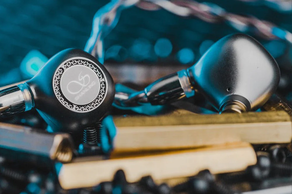 SHANLING MG800 Dynamic Drivers In-Ear Headphone - GreshamTech