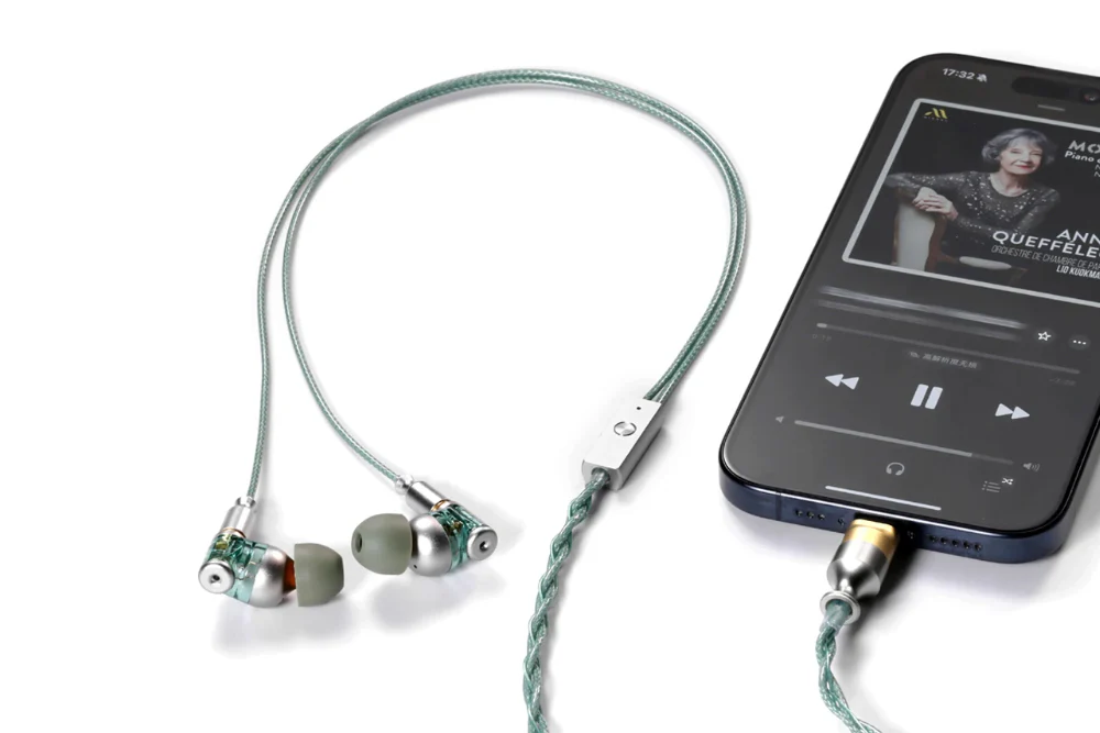 DD E2023S Janus3 Dynamic Driver In-ear Headphone - GreshamTech