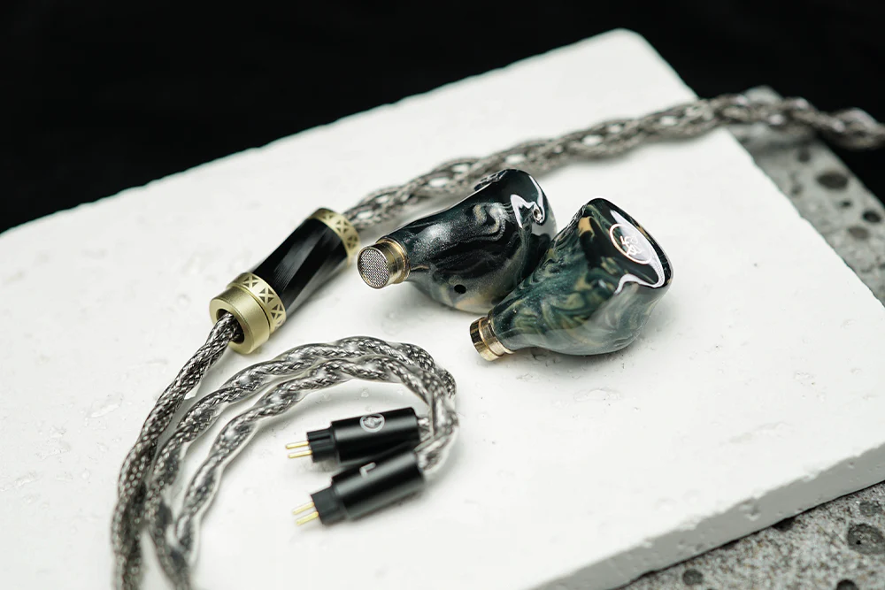 BGVP Phantom Pro 2BA+2DD+2EST+2BCD In-ear Headphone - GreshamTech