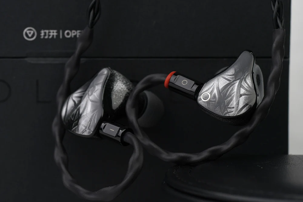 IOAUDIO VOLARE 1DD+4BA+4EST In-Ear Headphone - GreshamTech