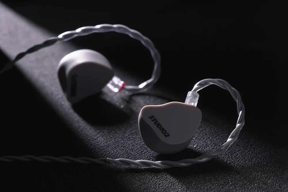 SOFTEARS STUDIO 2 Dual Balanced Armature Drivers In-ear Headphone - GreshamTech