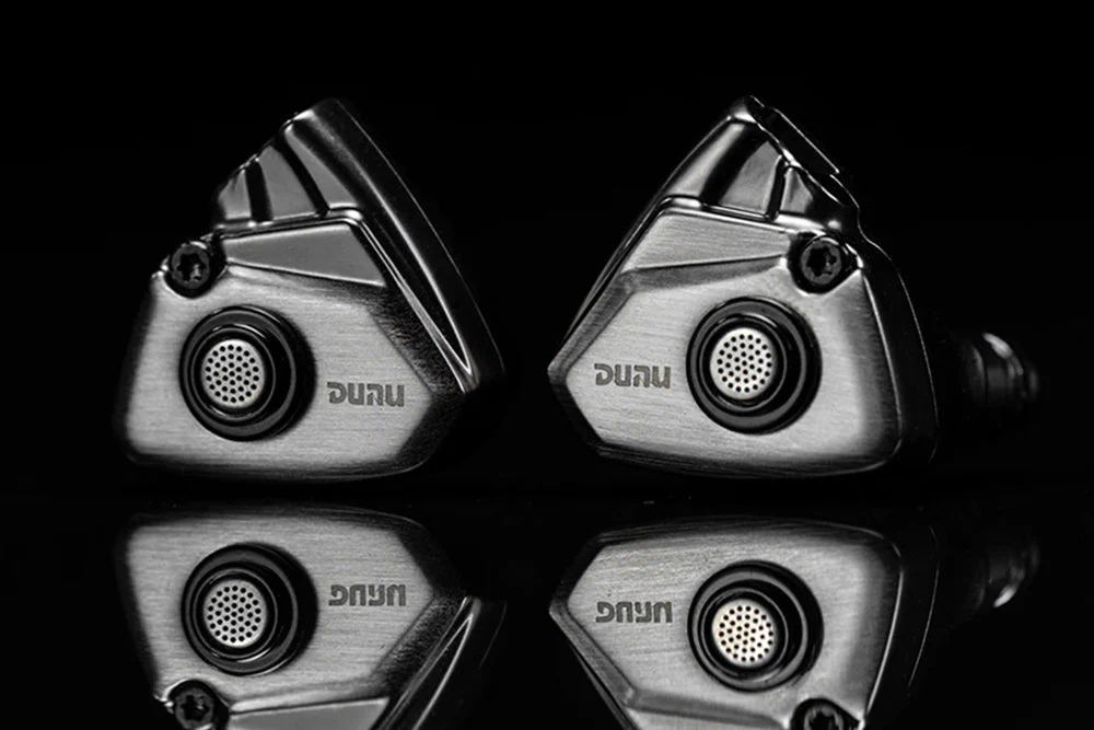 DUNU TITAN S Dynamic Driver In-Ear Headphone - GreshamTech