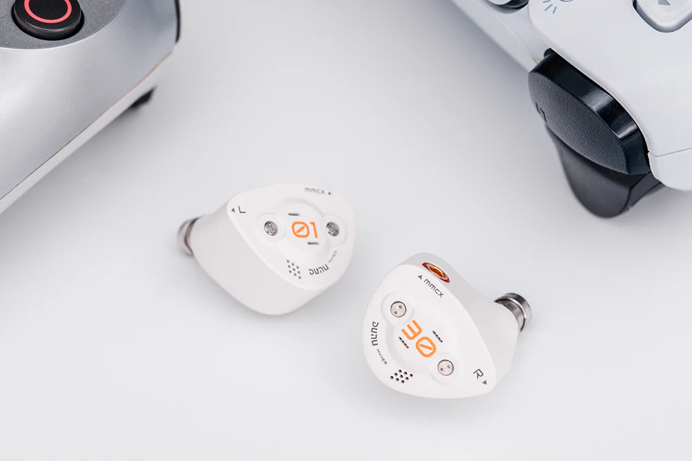 DUNU DK3001 BD 1DD+4BA+4Planar In-Ear Headphone - GreshamTech