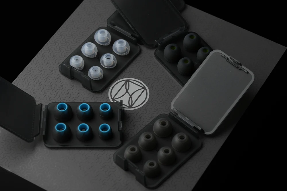 TWISTURA WOODNOTE 10mm Dynamic Driver In-ear Headphone - GreshamTech