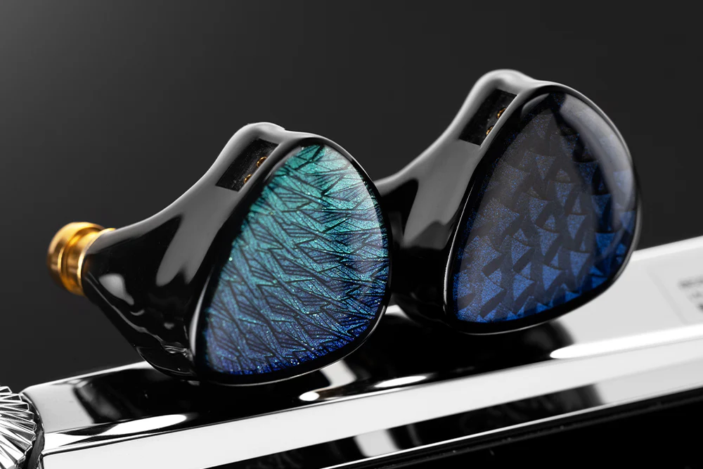 KINERA CELEST Wyvern Black Remaster 10mm Dynamic Driver In-ear Headphone - GreshamTech