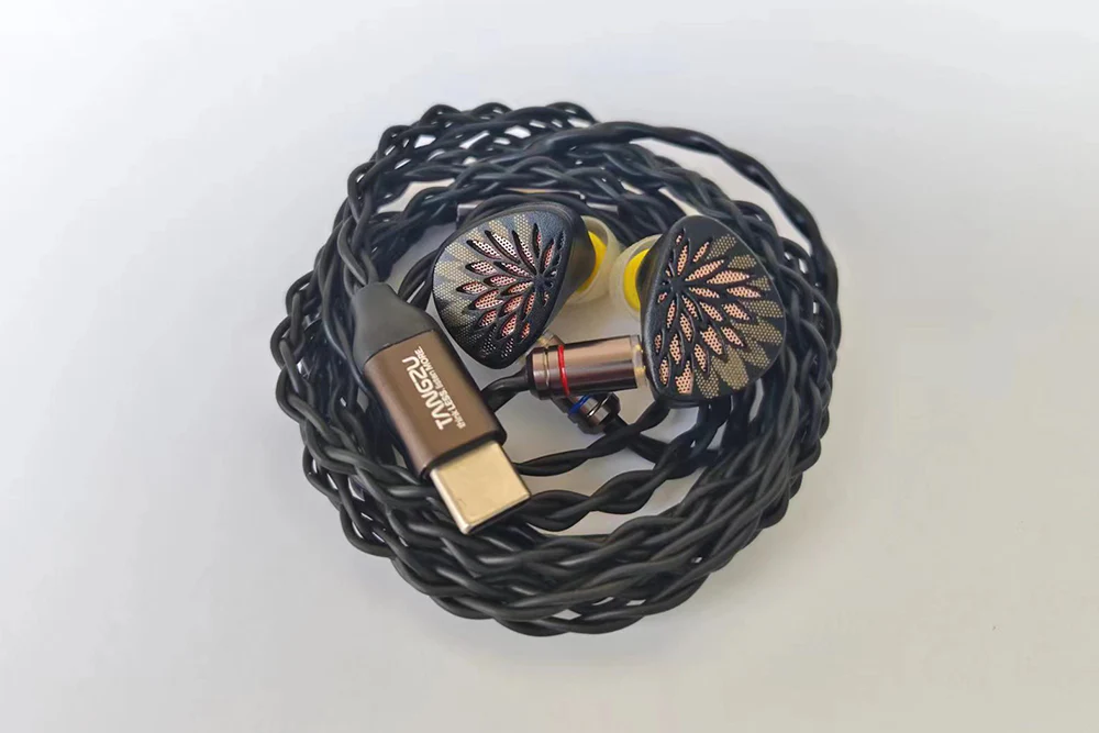 TANGZU YU XUAN JI 10mm Dynamic Driver In-Ear Headphone - GreshamTech