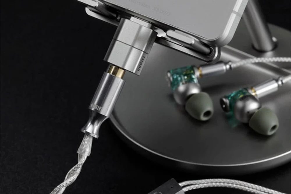 DD TC35M2 ES9603Q USB-C to 3.5mm Adapter - GreshamTech