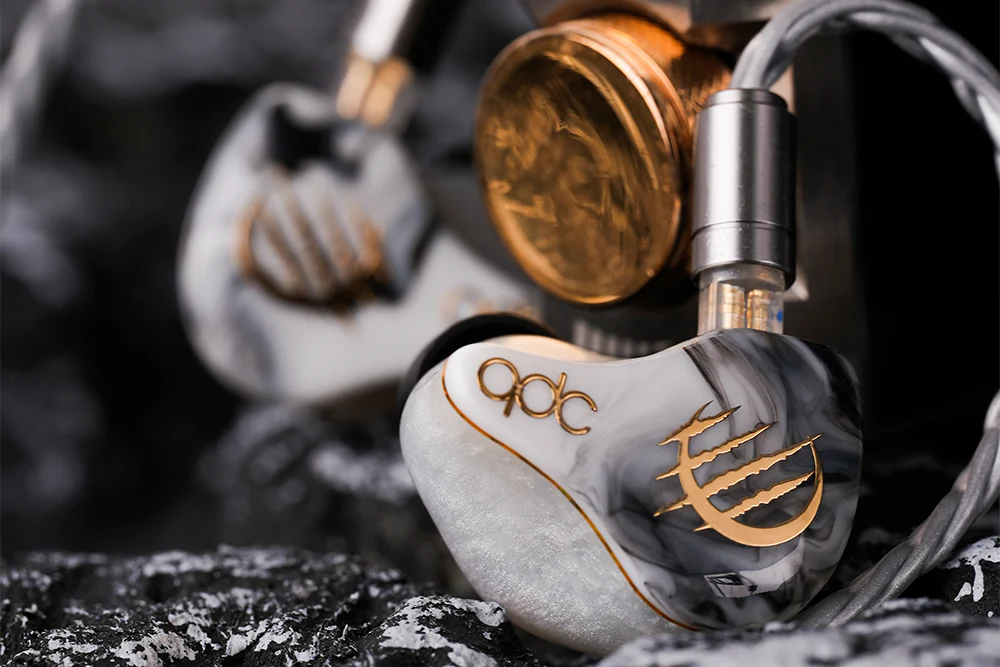 QDC x Aiuto White Tiger II 6BA+2EST In-Ear Headphone - GreshamTech